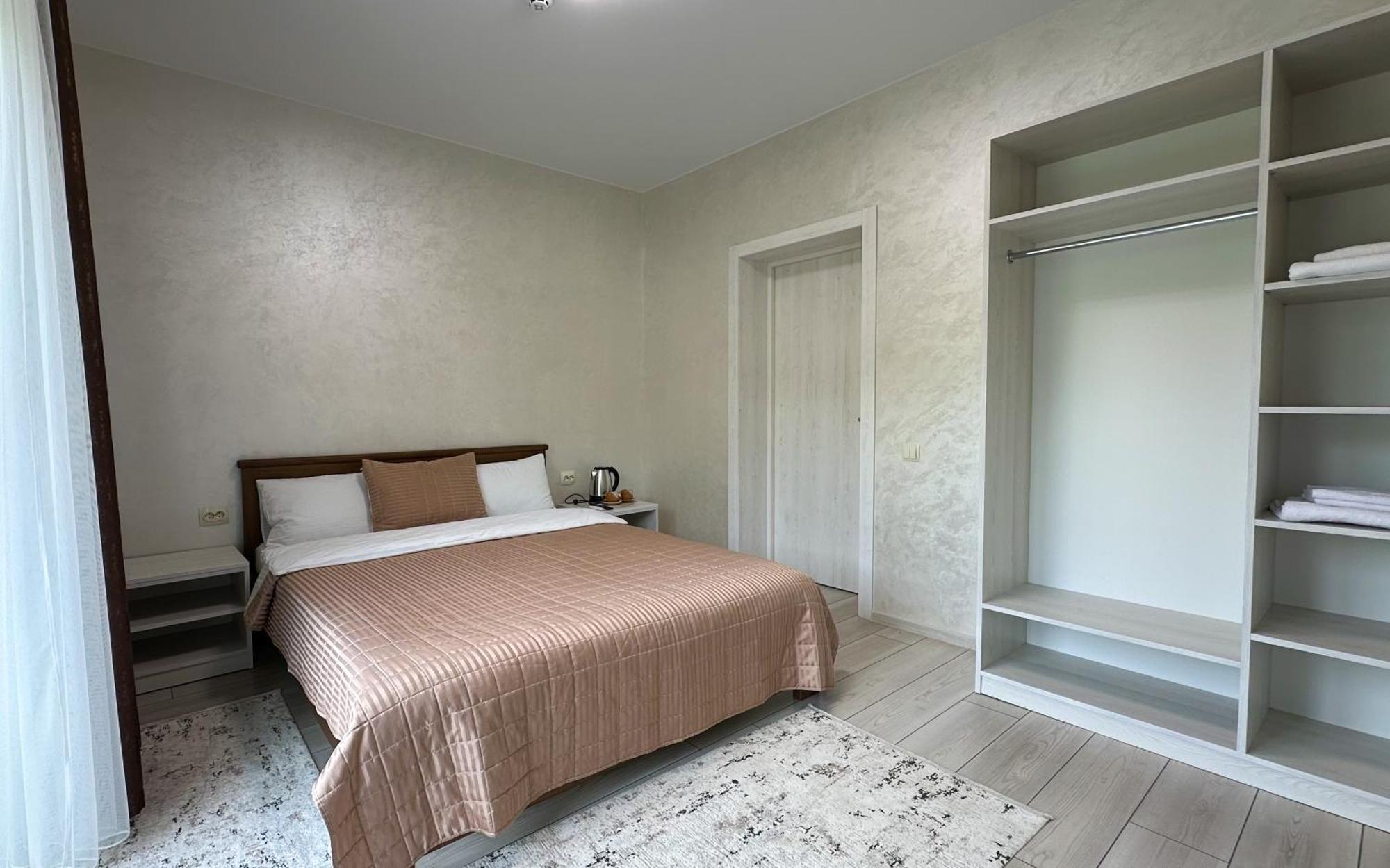Шепіт Лісу Hotell Bukovel Exteriör bild